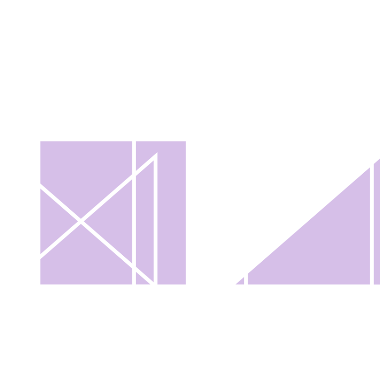 Titelbild Das Logo vor dem Studioraum, der mit schwarzem Bühnenvorhang abgedunkelt ist. Im Vordergrund ist die feste Einrichtung zum Sitzen zu sehen.
